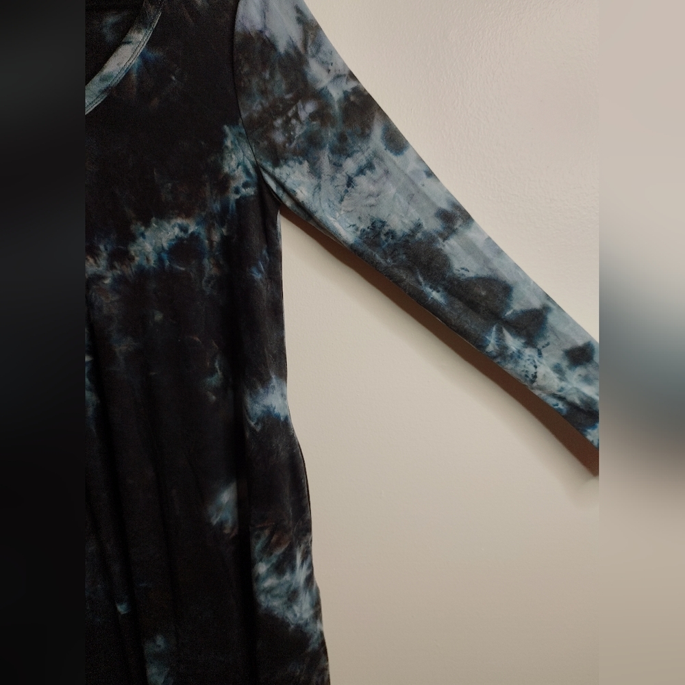 Rae Mode Tie Dye Maxi Dress | V-Neck Pocket Dress Blue Black Boho Flowy‎ Size S - Picture 6 of 6